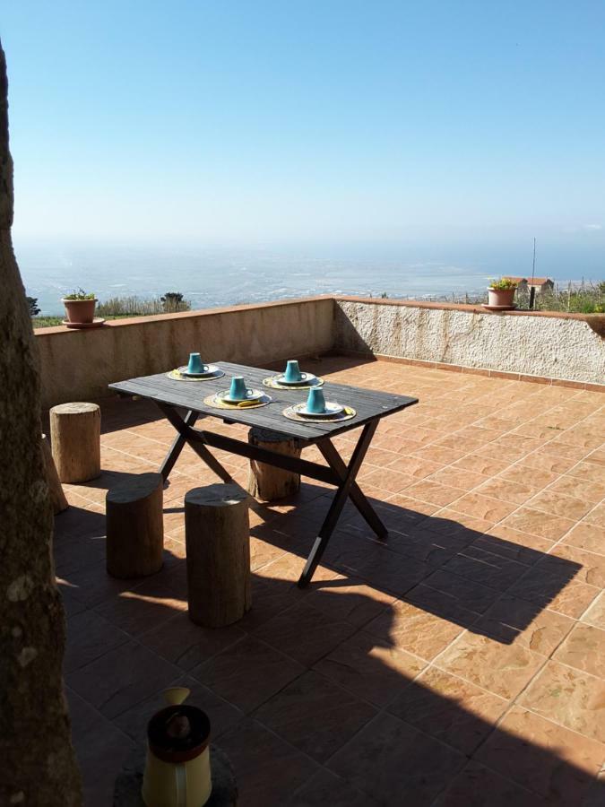 Casa Nel Vigneto Erice Pensionat Eksteriør billede